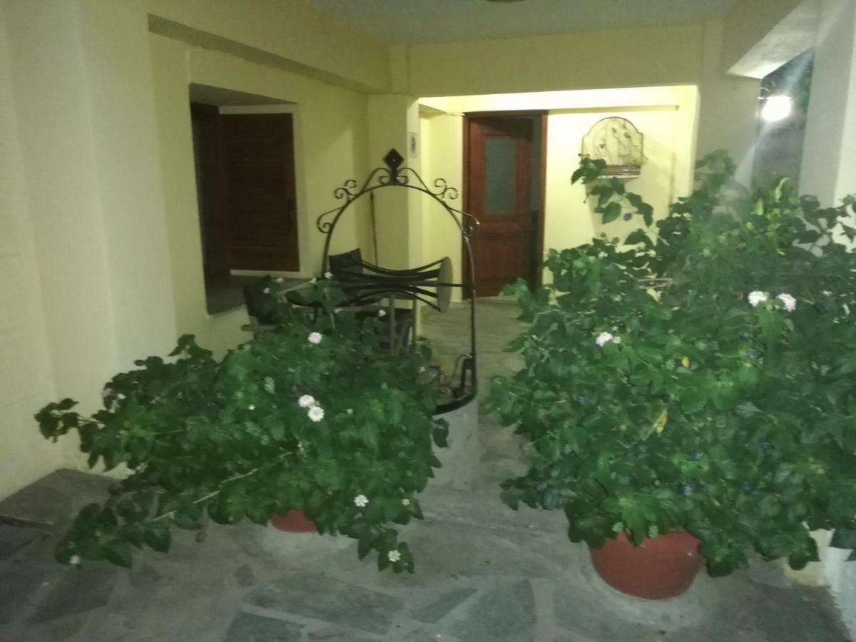 Appartement Katsaraki Fotini à Myrina Extérieur photo